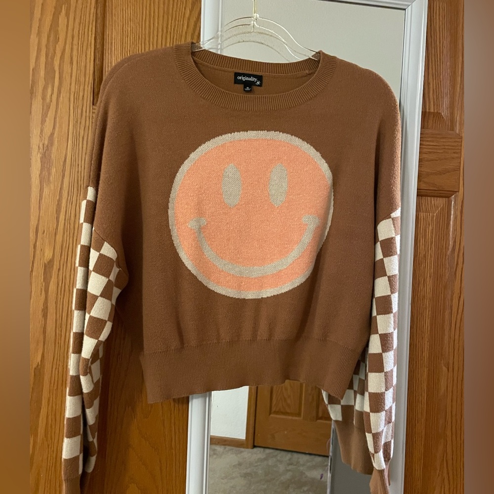 NEW Women’s Originality Smiley Face Sweater Small